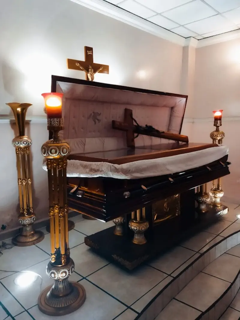 Casa Funeraria de Dios