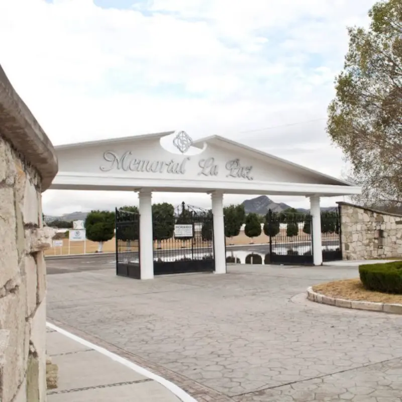 Cementerio Memorial la Paz