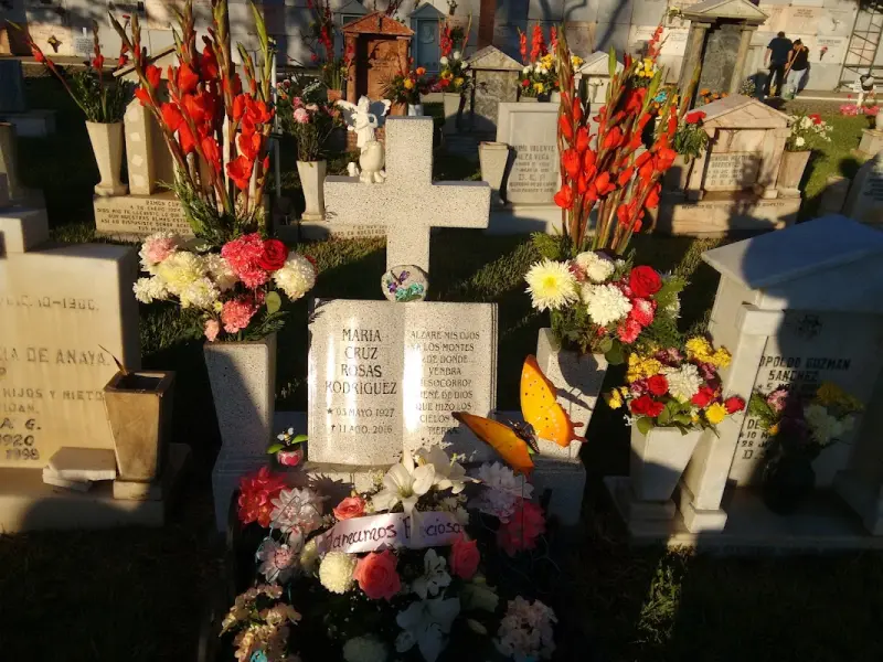 El Ángel Parque Memorial (Panteón Jardín Modelo)