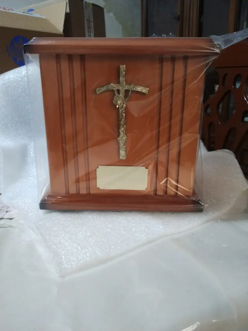 Funerales L. Sandoval