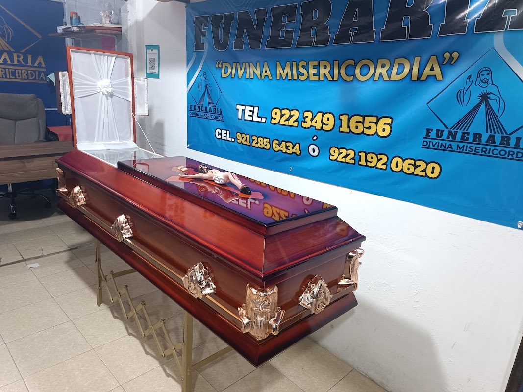Funeraria "Divina Misericordia" Minatitlàn, Ver