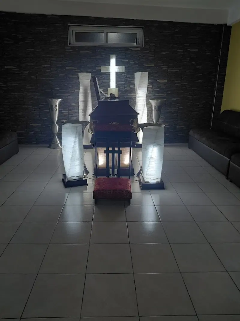 Funeraria y Embalsamadora Hernández