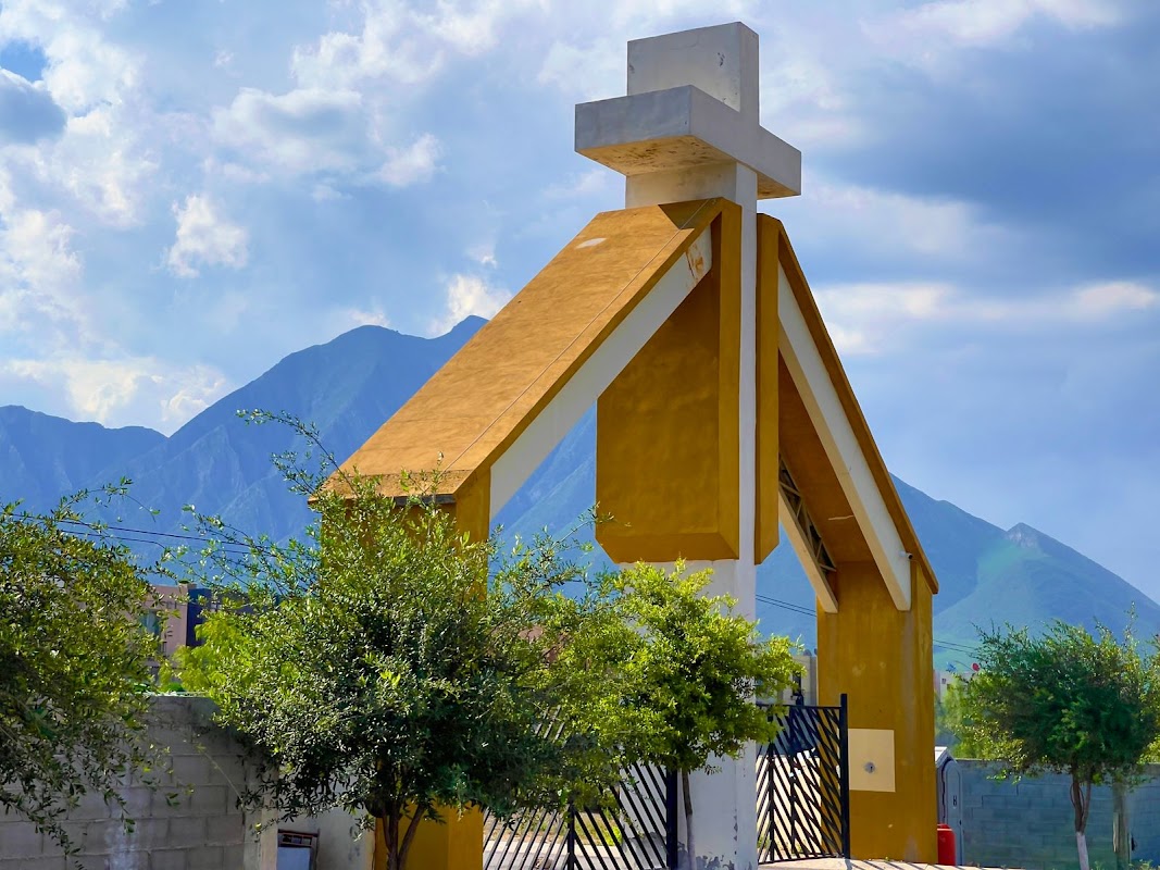 Jardín de los Pinos - Oficina Escobedo