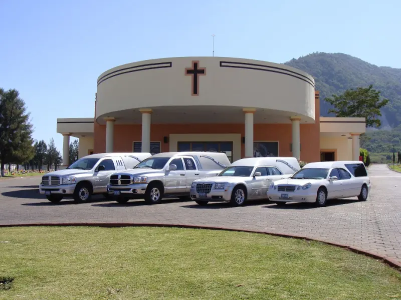 Jardines de San Juan Sucursal Fresnos