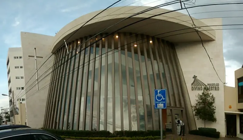 Mausoleo Divino Maestro