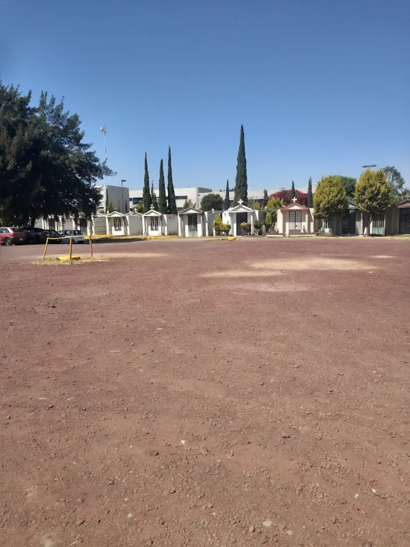 Mausoleos San Cristóbal