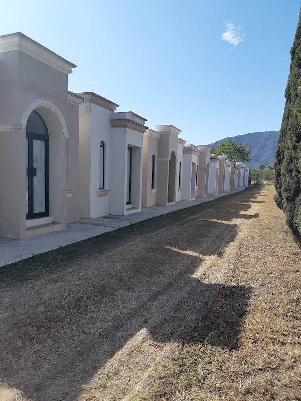 Panteón Jardín de los Pinos Parque San Roque