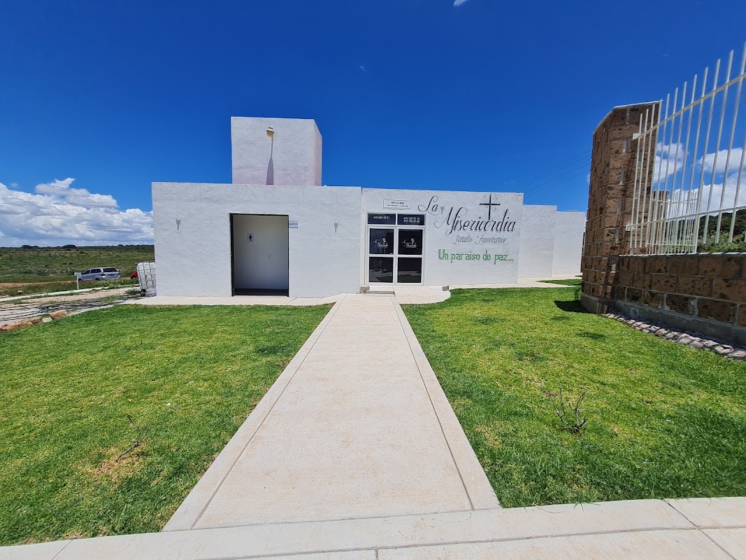 Panteón privado "La Misericordia Jardín Funerario"