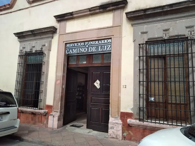 Servicios funerarios camino de luz